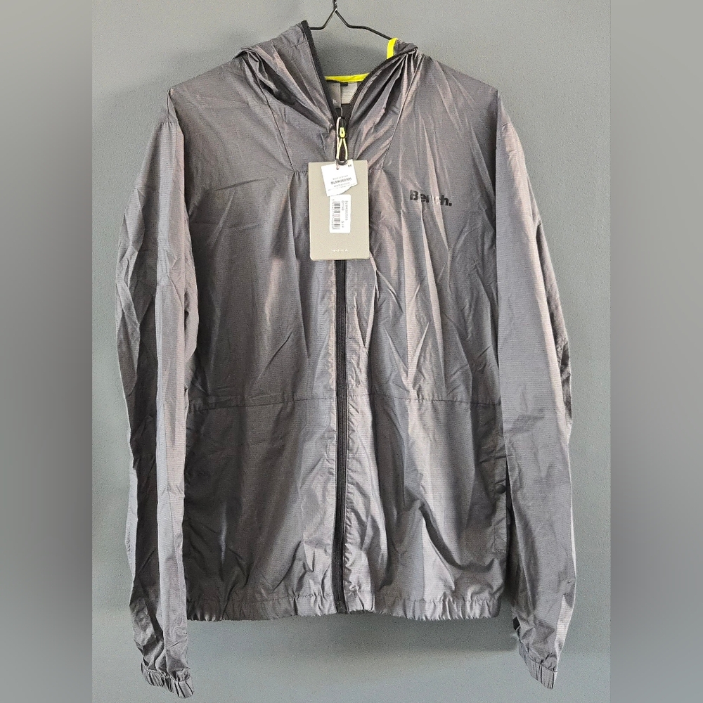 NWT Bench Grey Packaway Jacket Mens Small